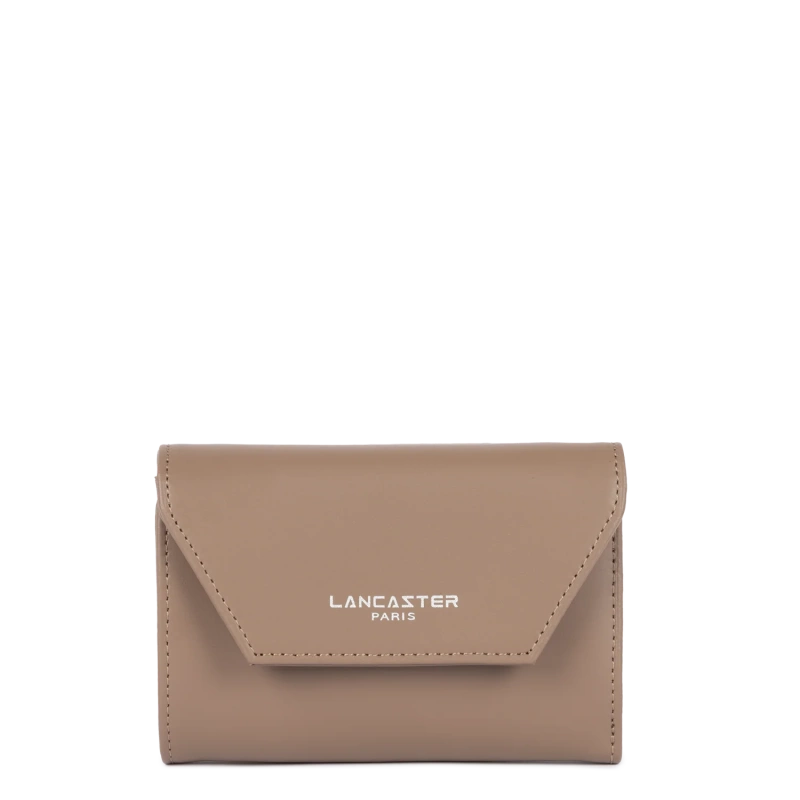 137-02-praline-1_png_1634868188