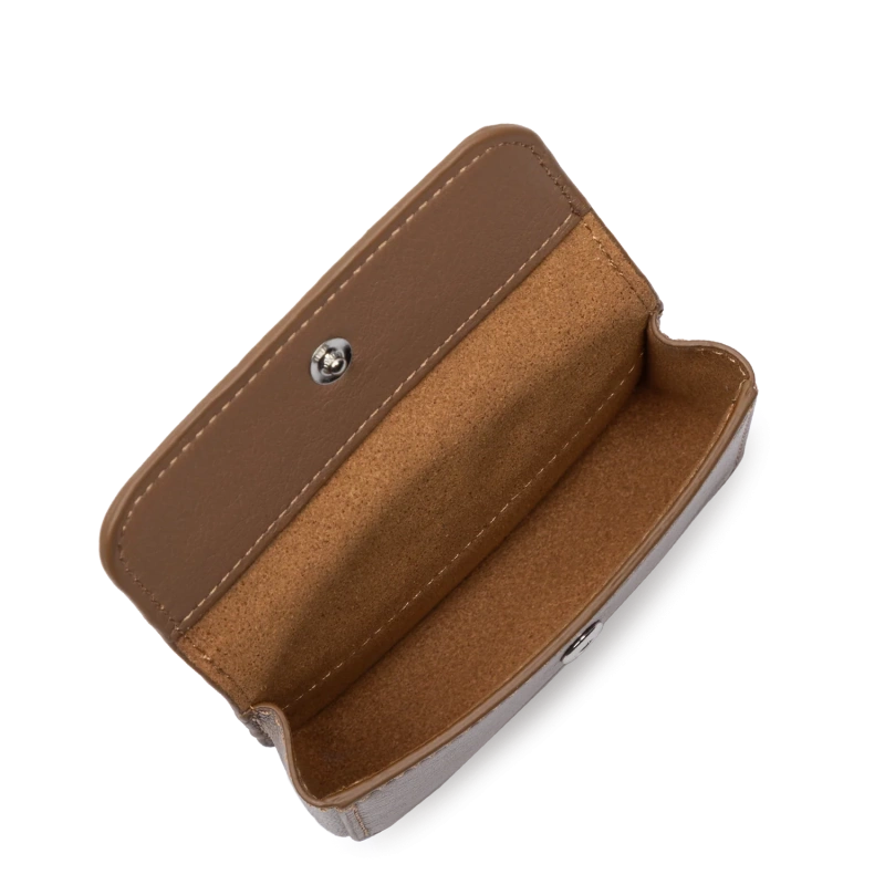 176-001-camel-4_png